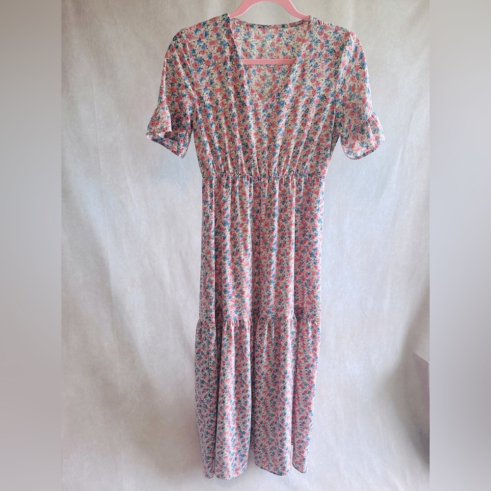 🌺💗Floral maxi dress SHEIN- size sm US4
